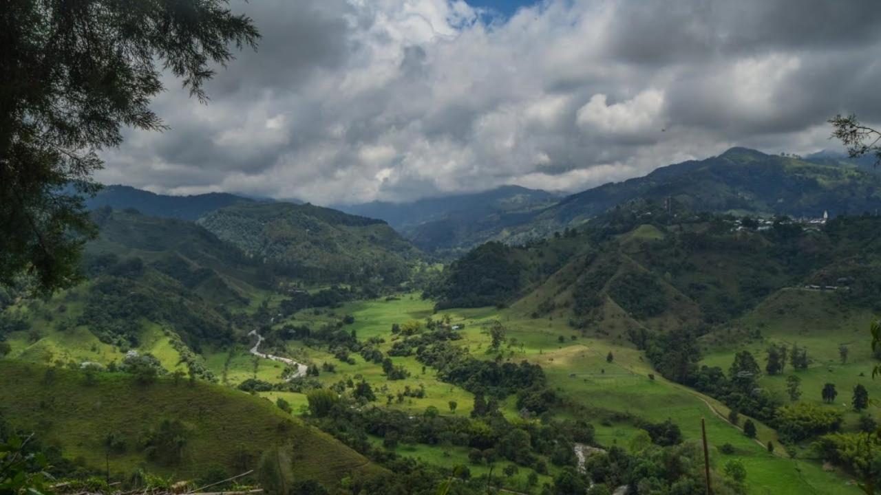 Hostal Rural La Montana Alquiyapura サレント エクステリア 写真